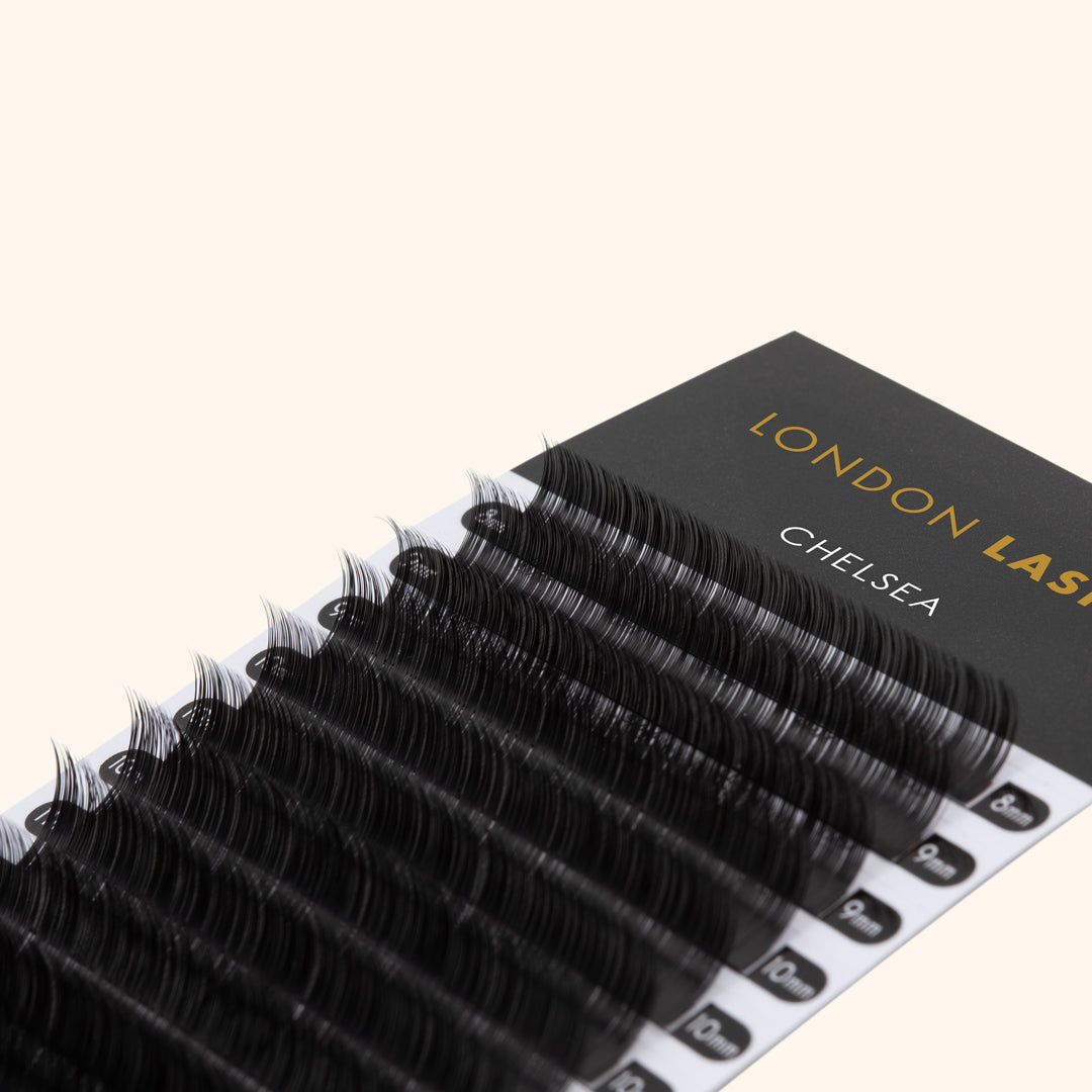 EXTENSIONS DE CILS VOLUME "CHELSEA" 0.07