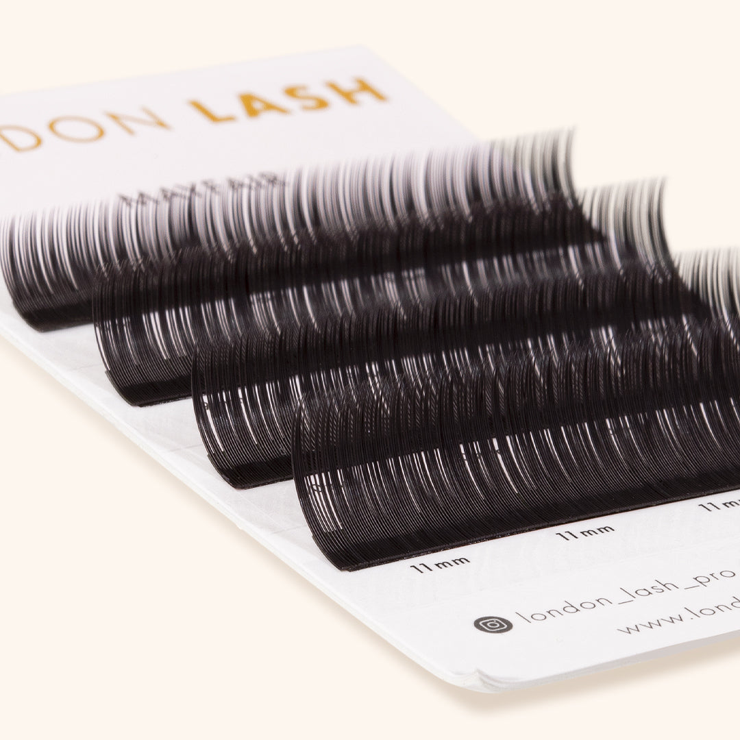 volume russe, extension de cils volume russe, extensions de cils, kit extension de cils, pose extension de cils, avant après extension de cils volume russe,