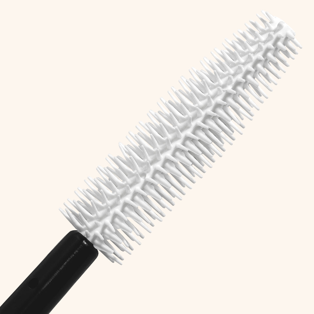 brosse cils, pose d extension de cils, magasin extension de cils, technicienne ciliaire, volume russe cils, extension de cils materiel